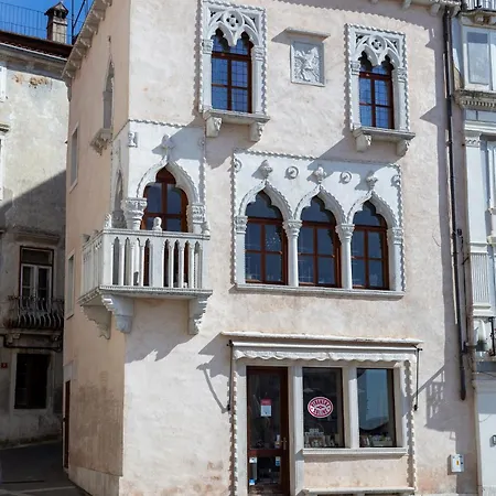 App Antonija Guest house *